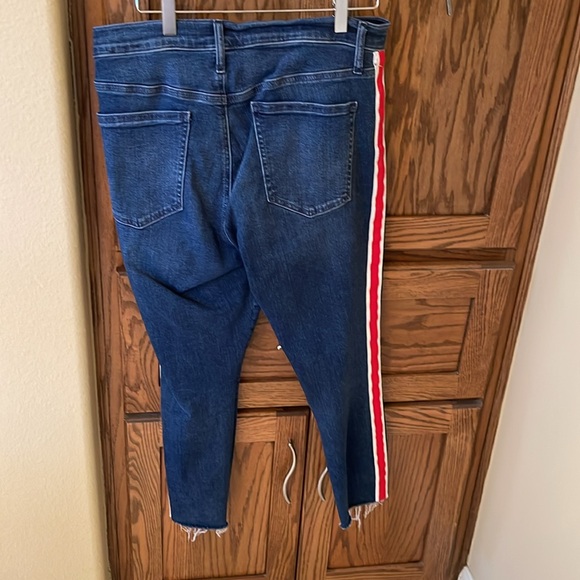 GAP Red Stripe True Skinny Jeans EUC - Picture 6 of 10